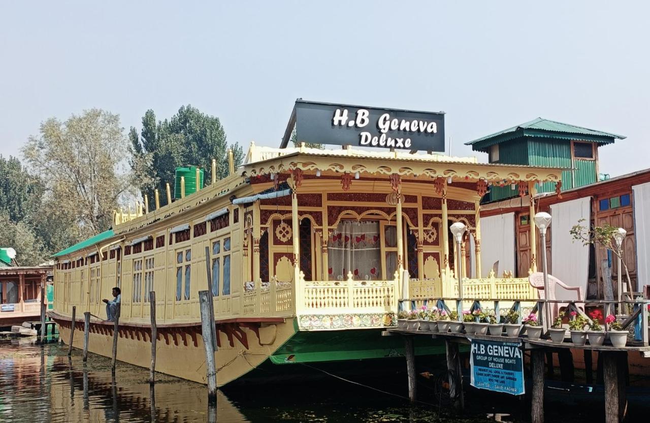 Heritage Geneva House Boat Srinagar  Exterior photo
