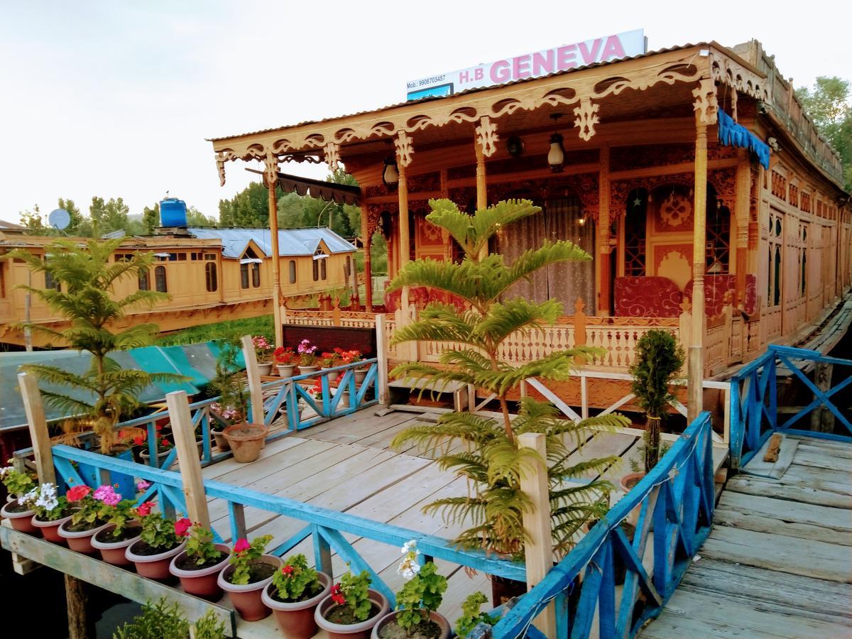 Heritage Geneva House Boat Srinagar  Exterior photo