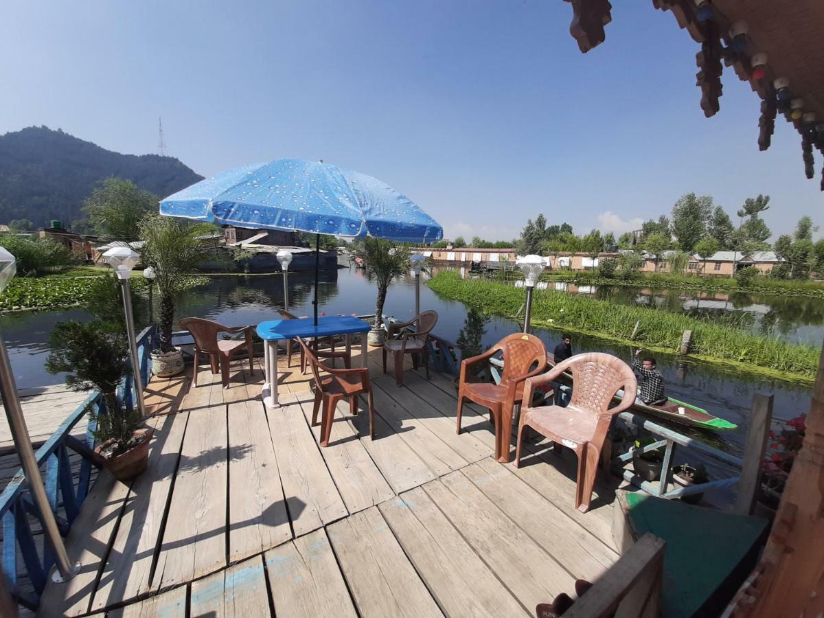 Heritage Geneva House Boat Srinagar  Exterior photo